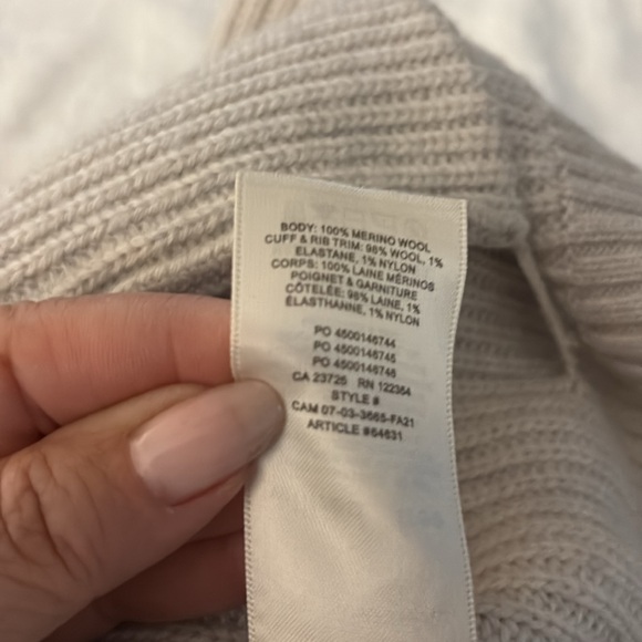 Aritzia Wilfred Free Merino Wool Unwind long relaxed Cardigan w/ deep pockets - Picture 12 of 14